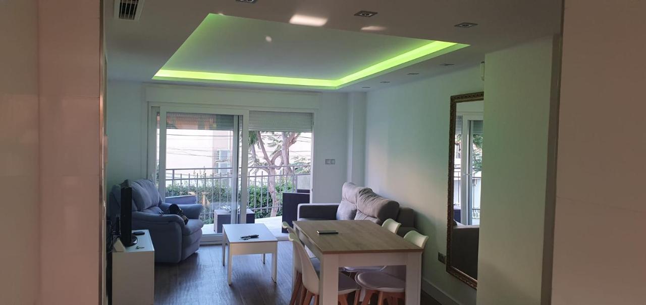 Beautiful Apartment In Third Line Beach Boliches Fuengirola Exterior photo